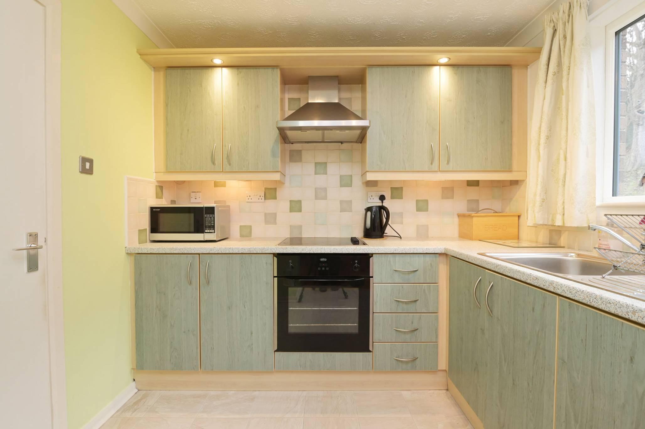 36/4 Victoria Court, Lower Granton Road, Edinburgh, EH5 3RS