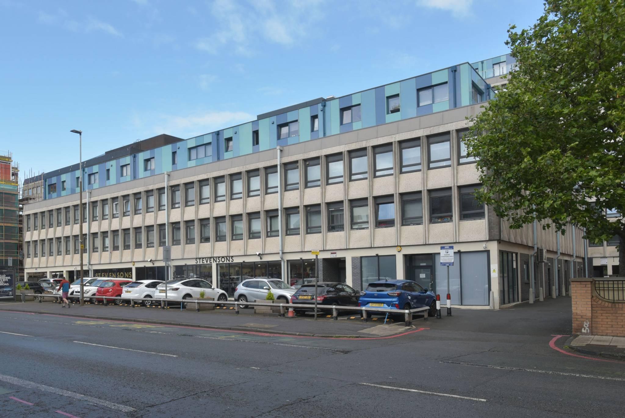Flat 76, 5 Elfin Square, Gorgie, Edinburgh, EH11 3BF