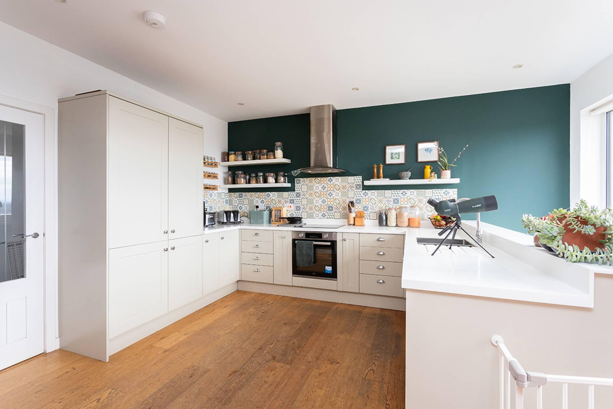 38 Kingseat Road, Dunfermline, KY12 0DD