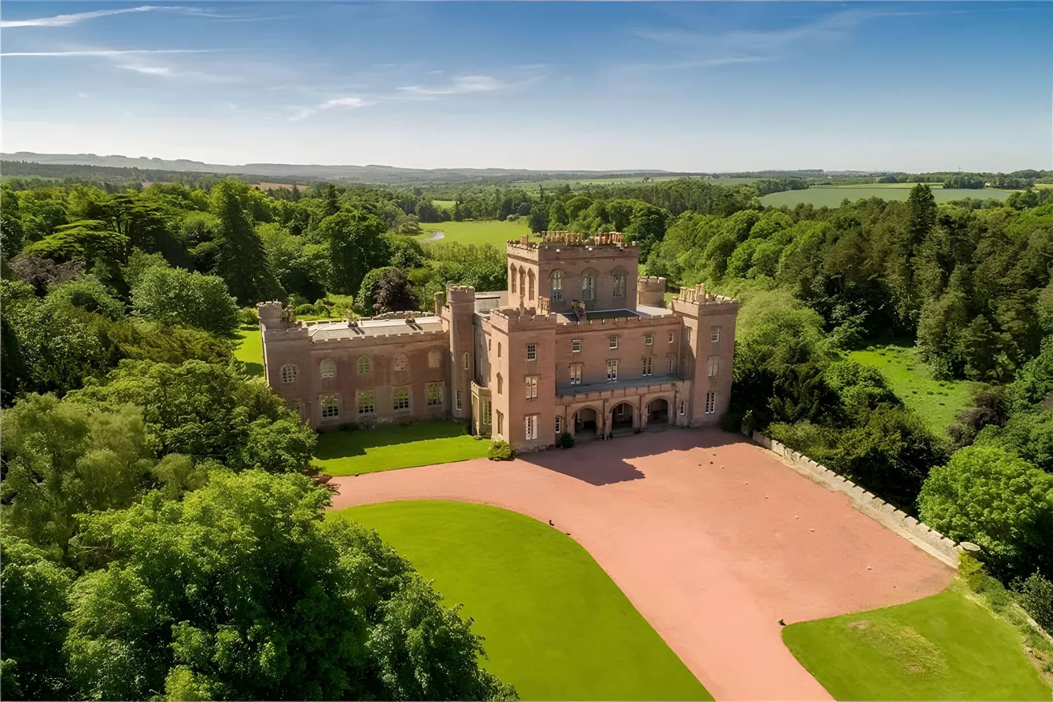 Flat C Saltoun Hall, Pencaitland, Edinburgh, EH34 5DS