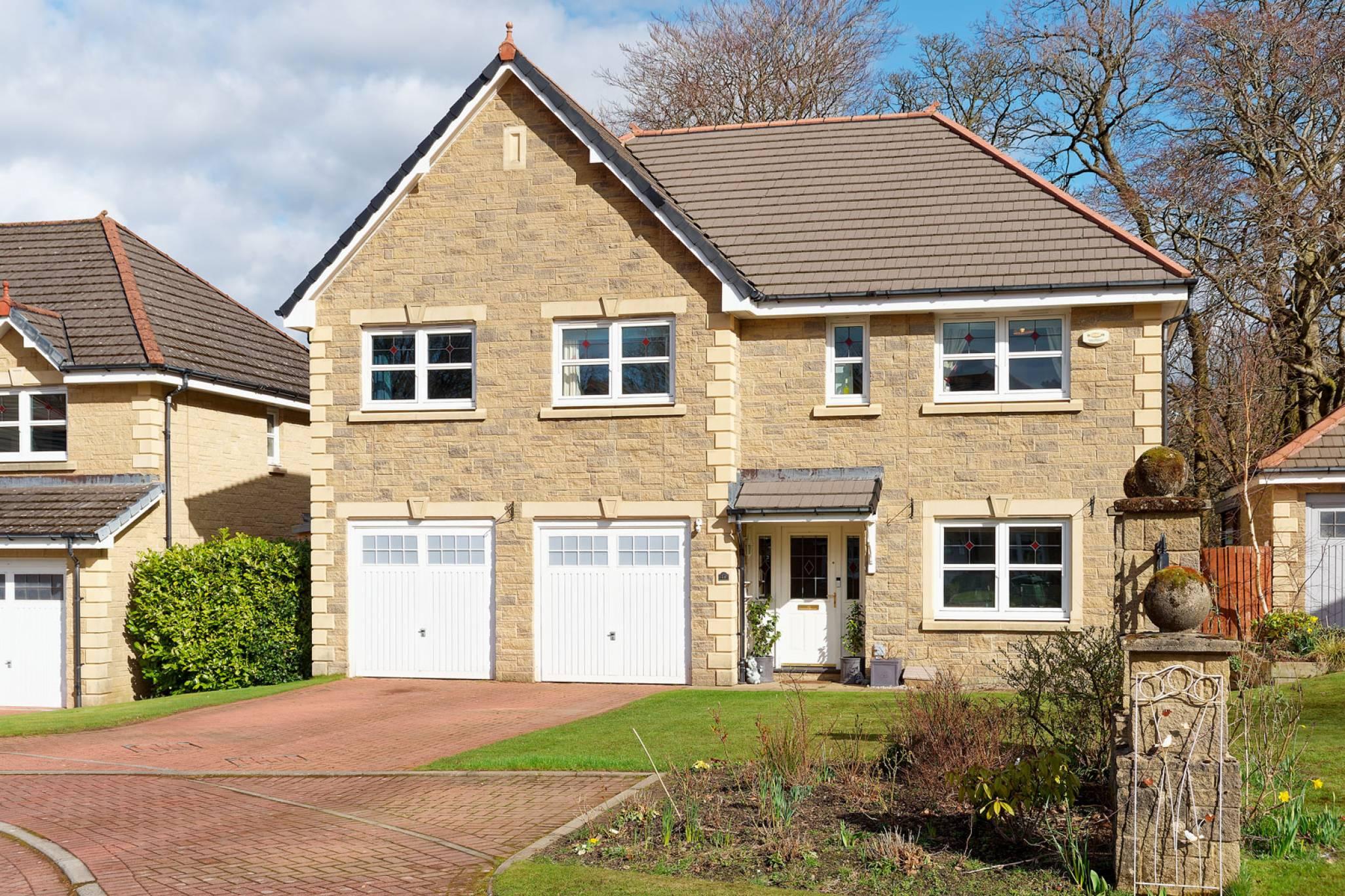 14 Pitcaple Gardens, Bellsquarry, Livingston, EH54 9HW