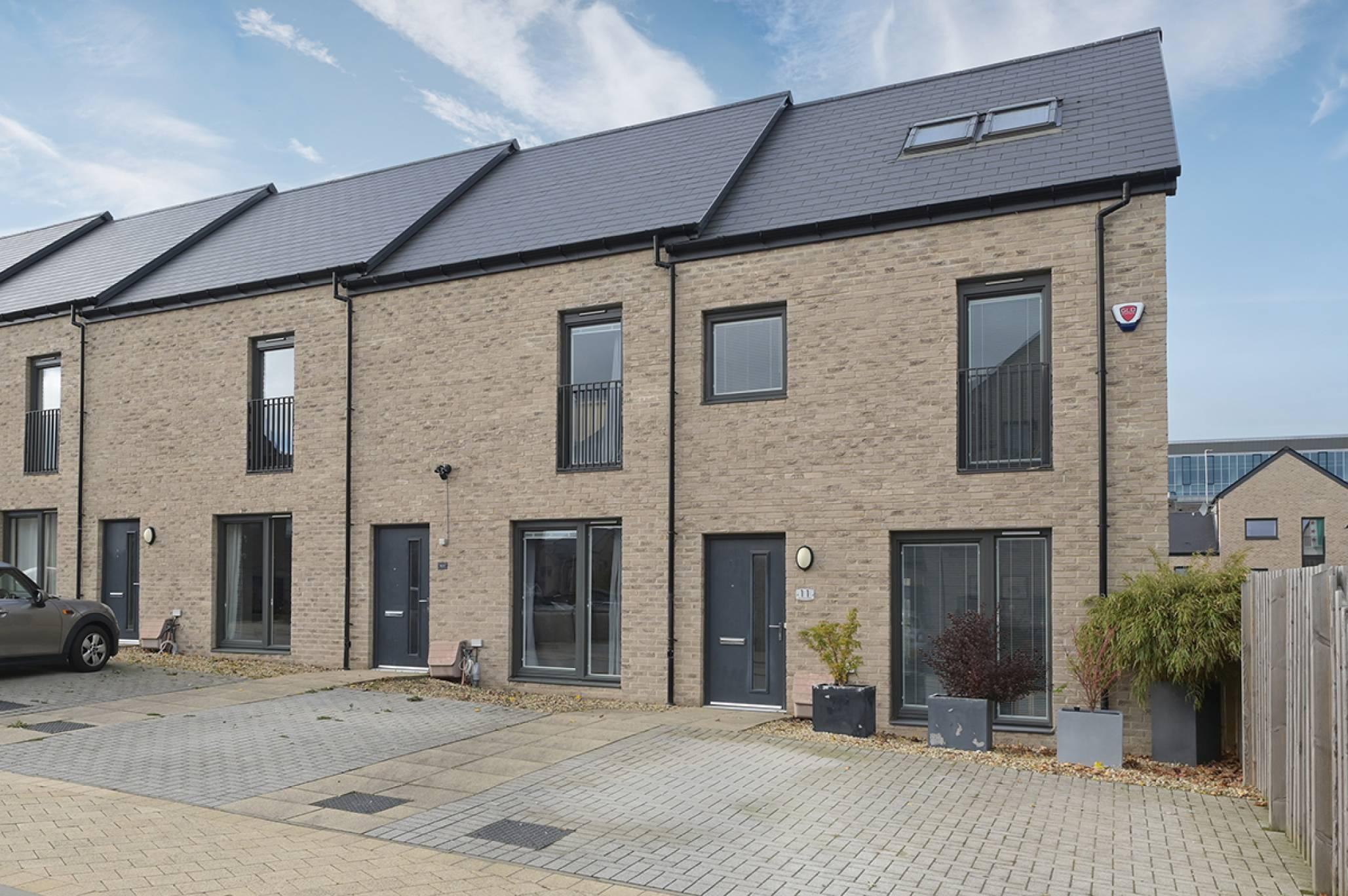 11 Kempsel Grove, Sighthill, Edinburgh, EH11 4FR