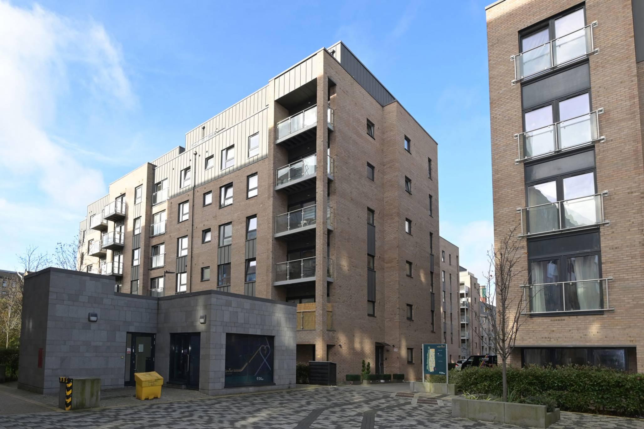 19/19 Shrubhill Walk, Leith, Edinburgh, EH7 4FH