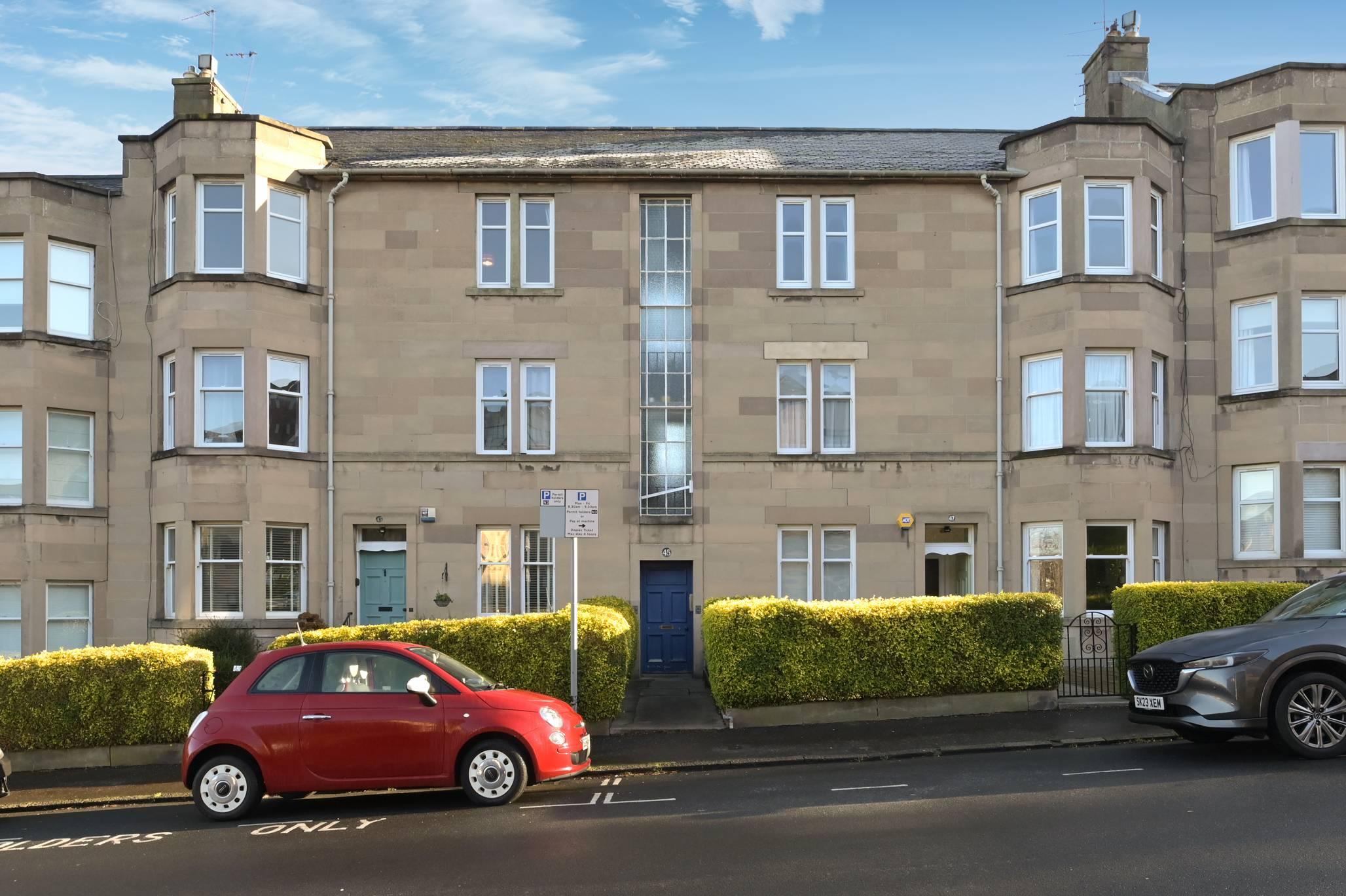 45/4 Learmonth Avenue, Comely Bank, Edinburgh, EH4 1BT