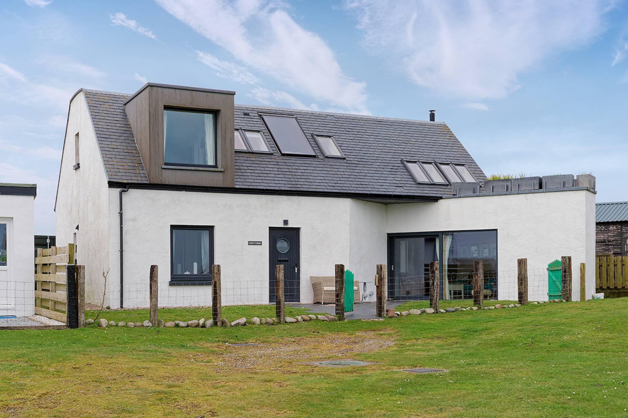 Links Cottage Scarinish, Isle of Tiree, PA77 6UH