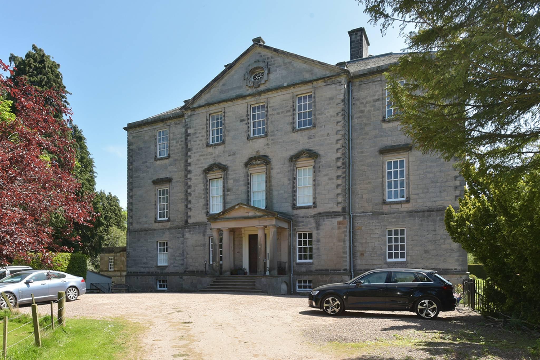 49/2 Mortonhall Gate, Edinburgh, EH16 6TJ