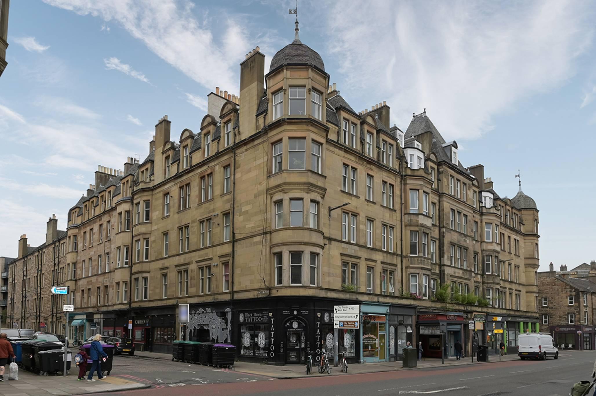 2/10 Lochrin Place, Tollcross, Edinburgh, EH3 9QY