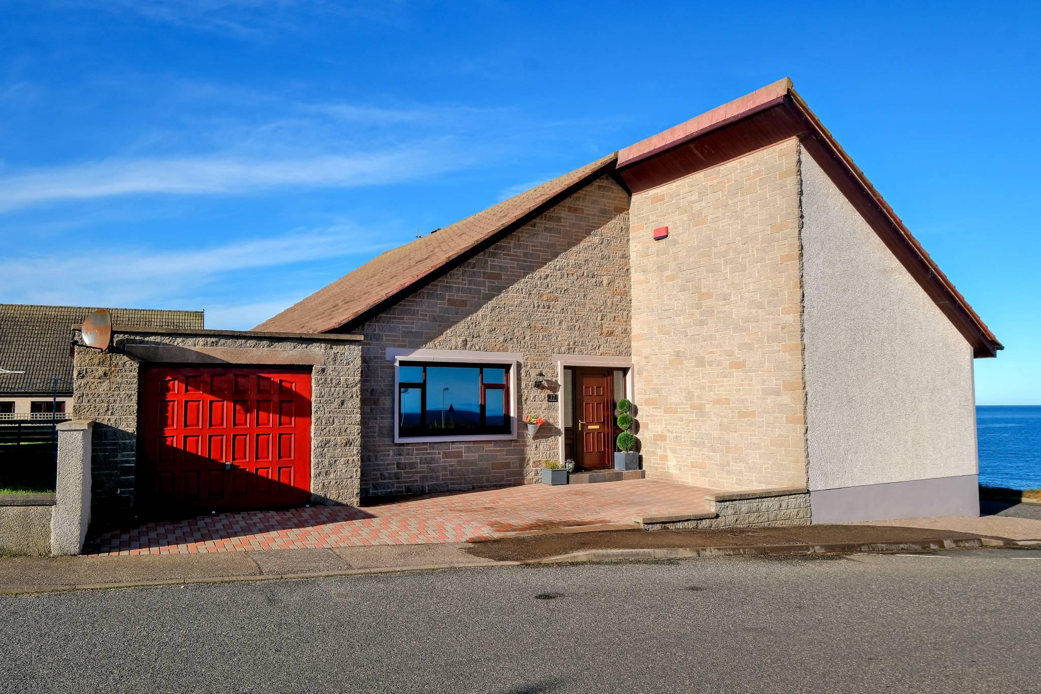 17 Moray Street, Macduff, AB44 1ST
