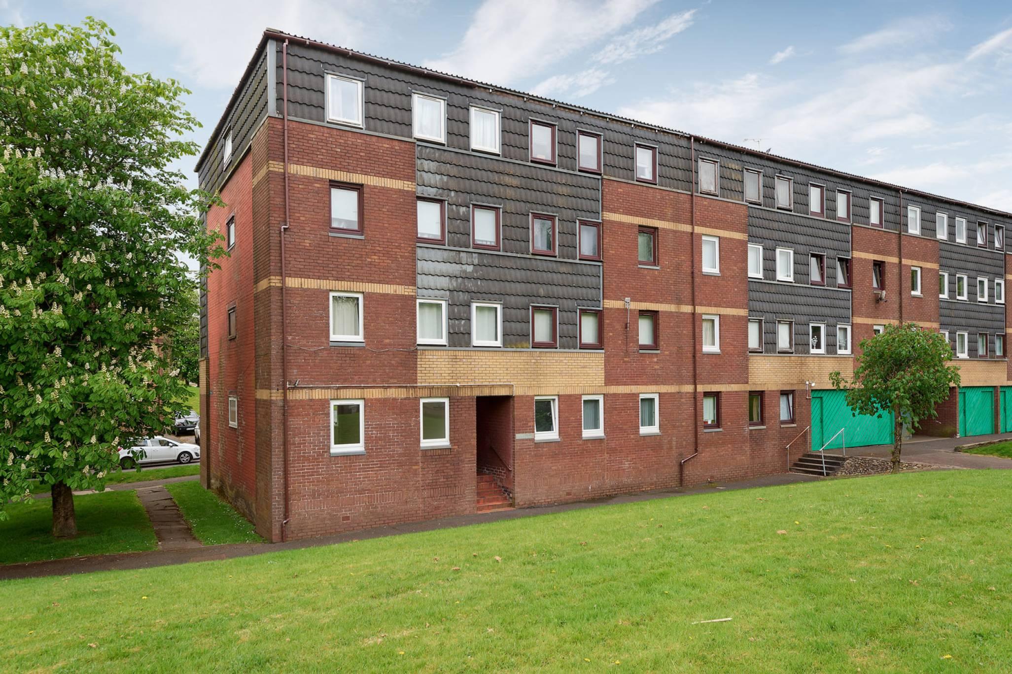 105 Braehead Road, Cumbernauld, G67 2BH