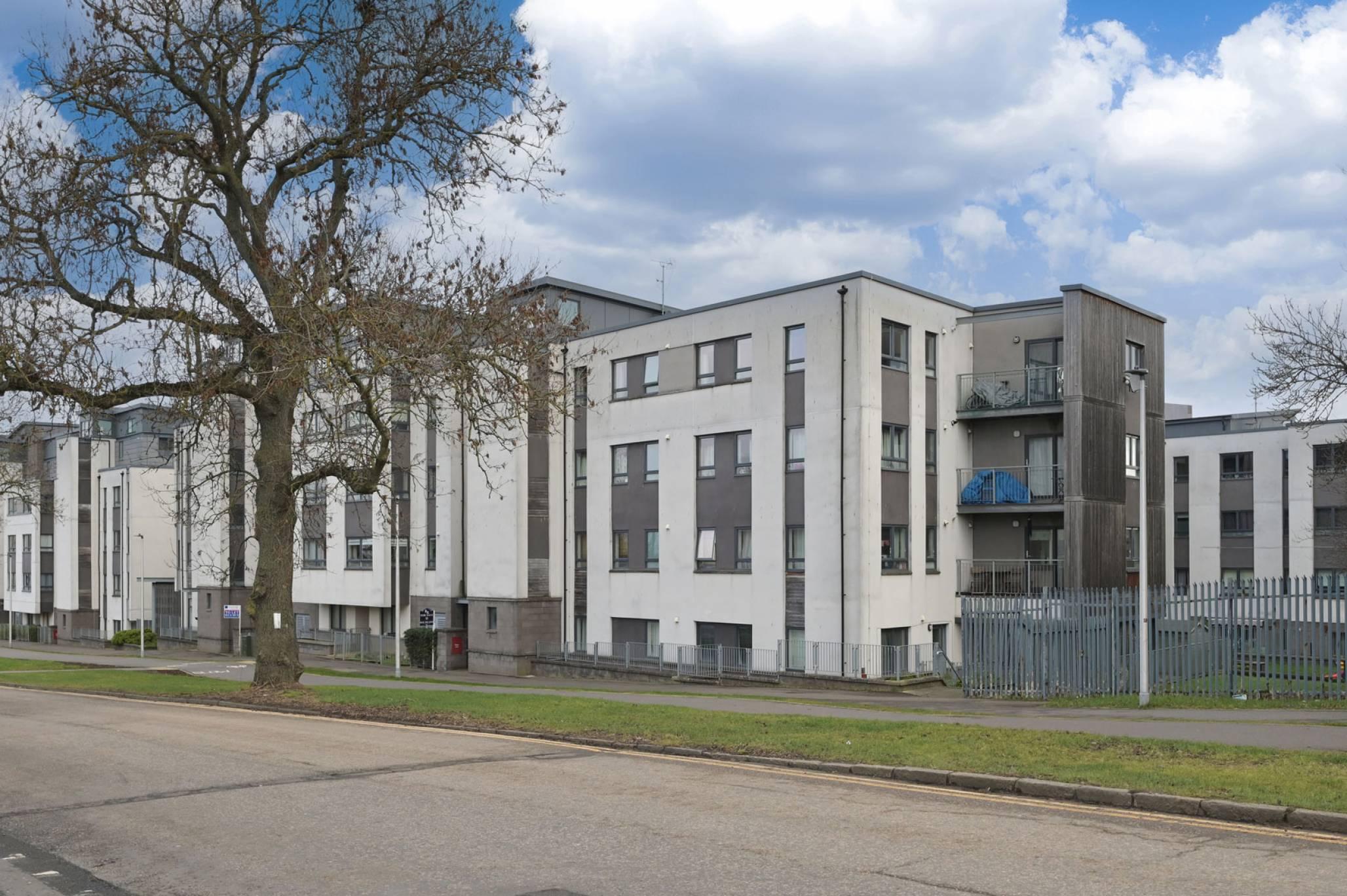 Flat 11, 4 Marine Drive, Edinburgh, EH5 1FD