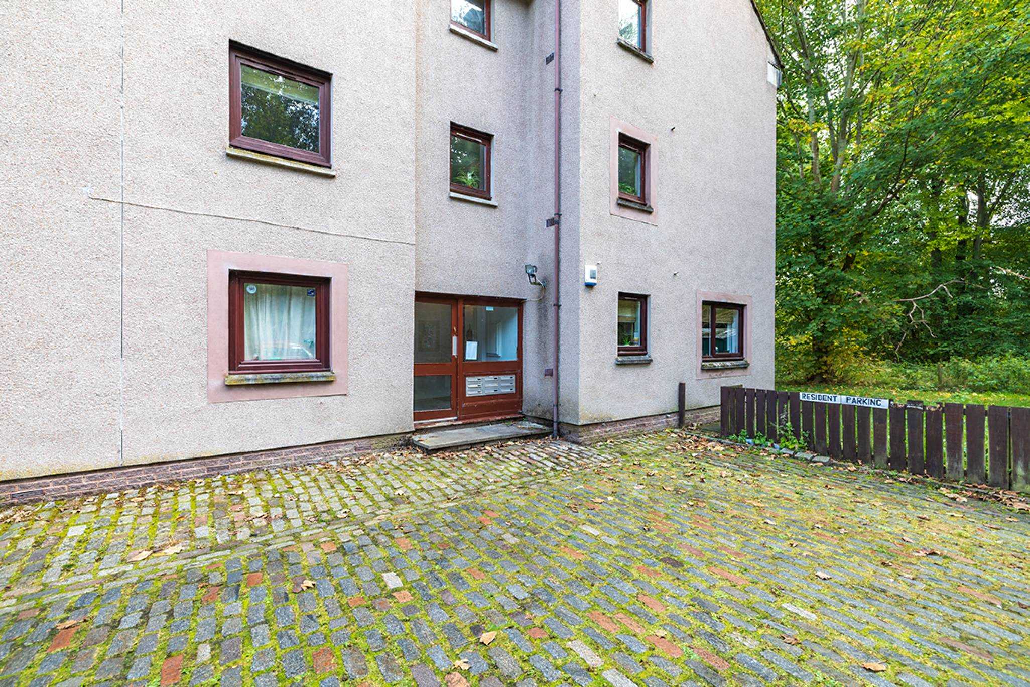 8 Mill Court, Woodside, Aberdeen, AB24 2UN