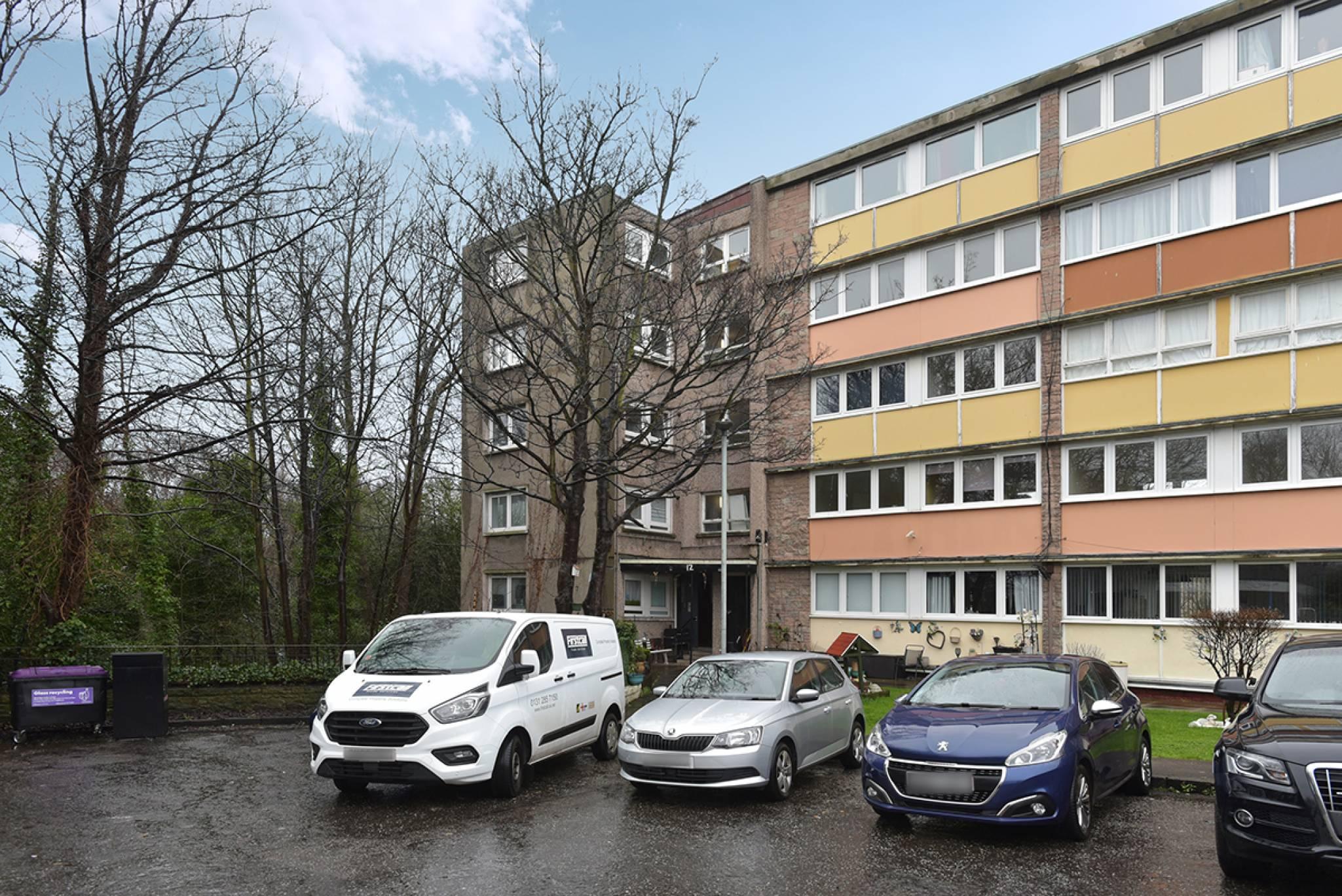 12/15 Redbraes Grove, Edinburgh, EH7 4LJ