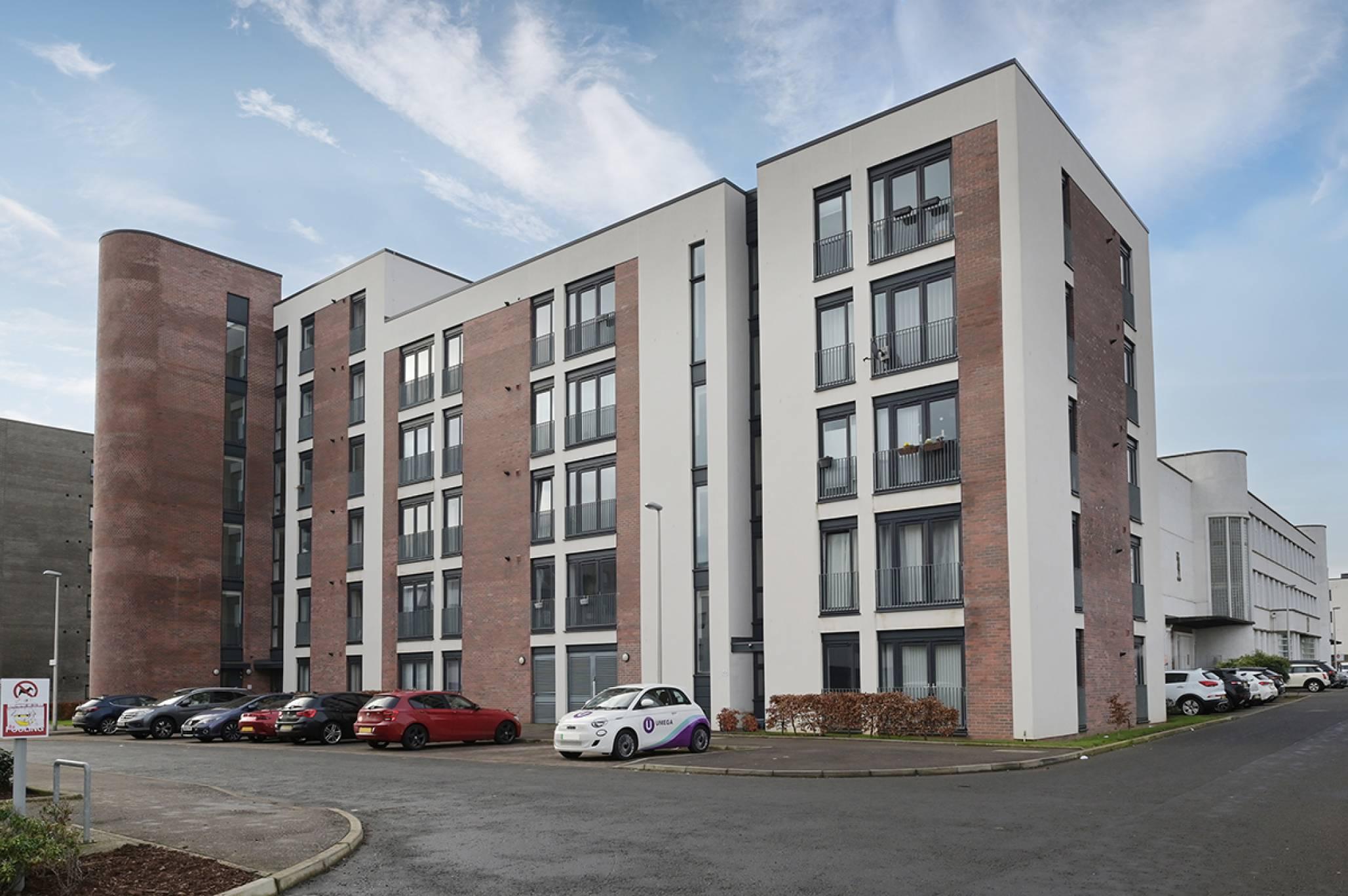 12/10 Arneil Drive, Crewe, Edinburgh, EH5 2GS