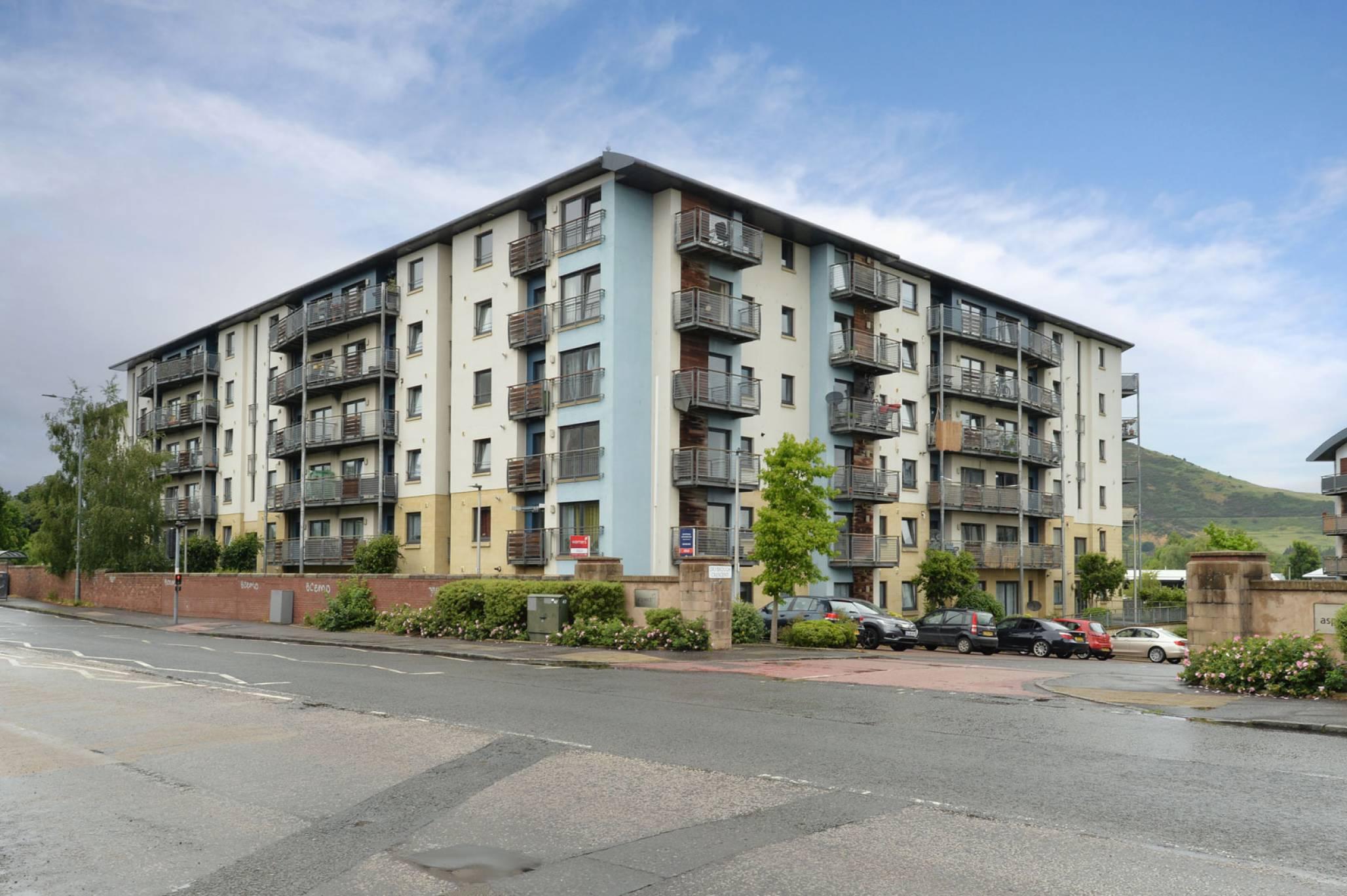 3/32 Drybrough Crescent, Edinburgh, EH16 4FD