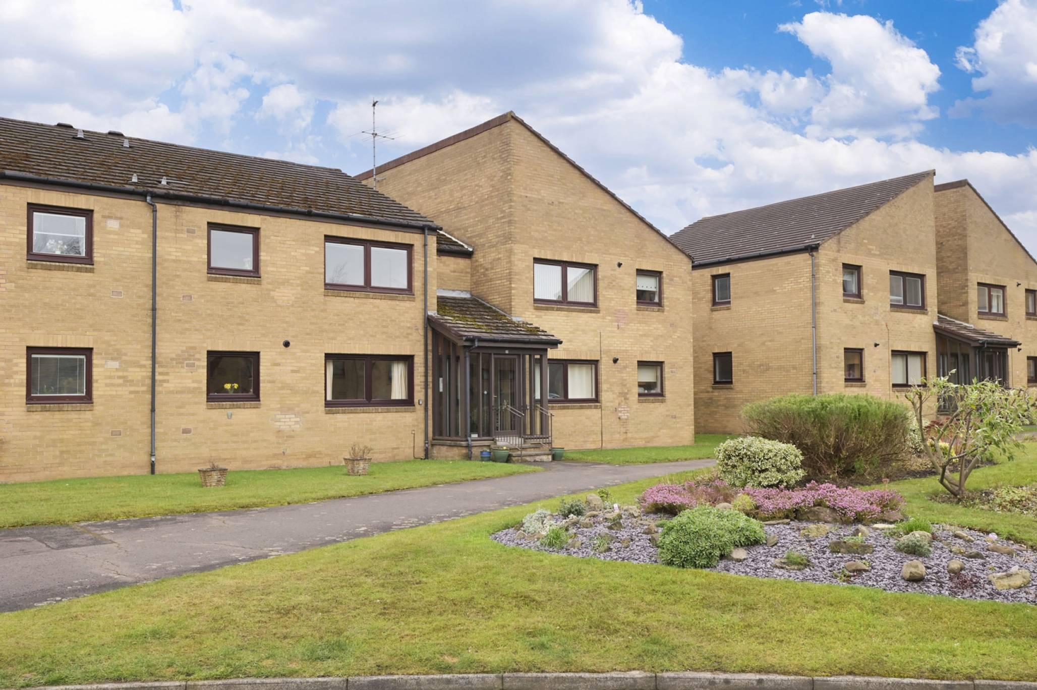Flat 3, 2 Clark Place, Trinity, Edinburgh, EH5 3BQ