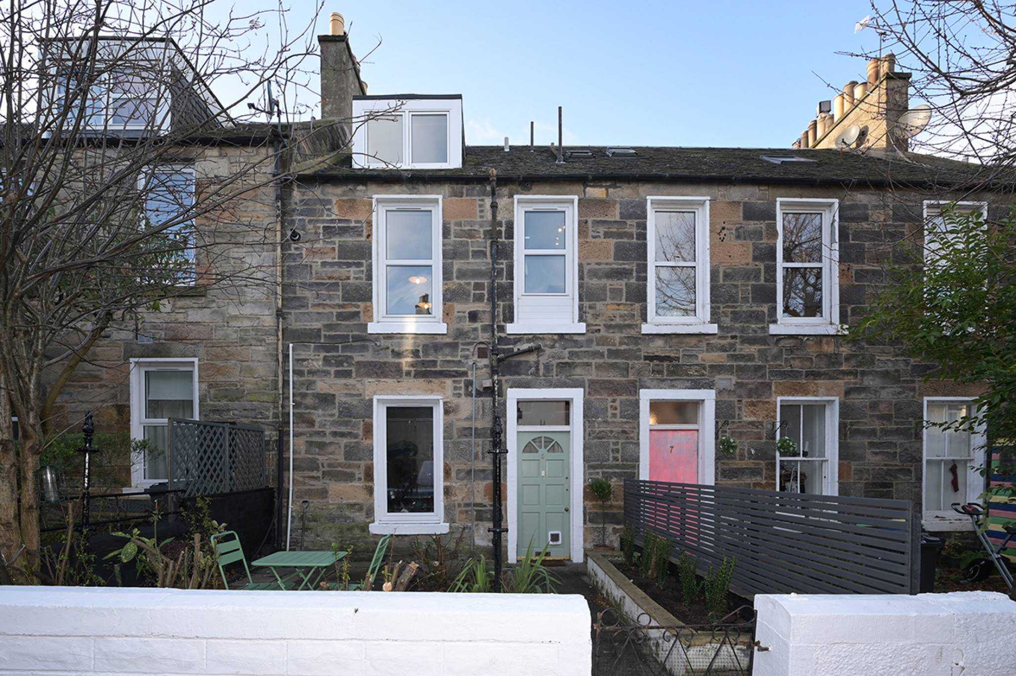 8 Cochrane Place, Leith, Edinburgh, EH6 8AH
