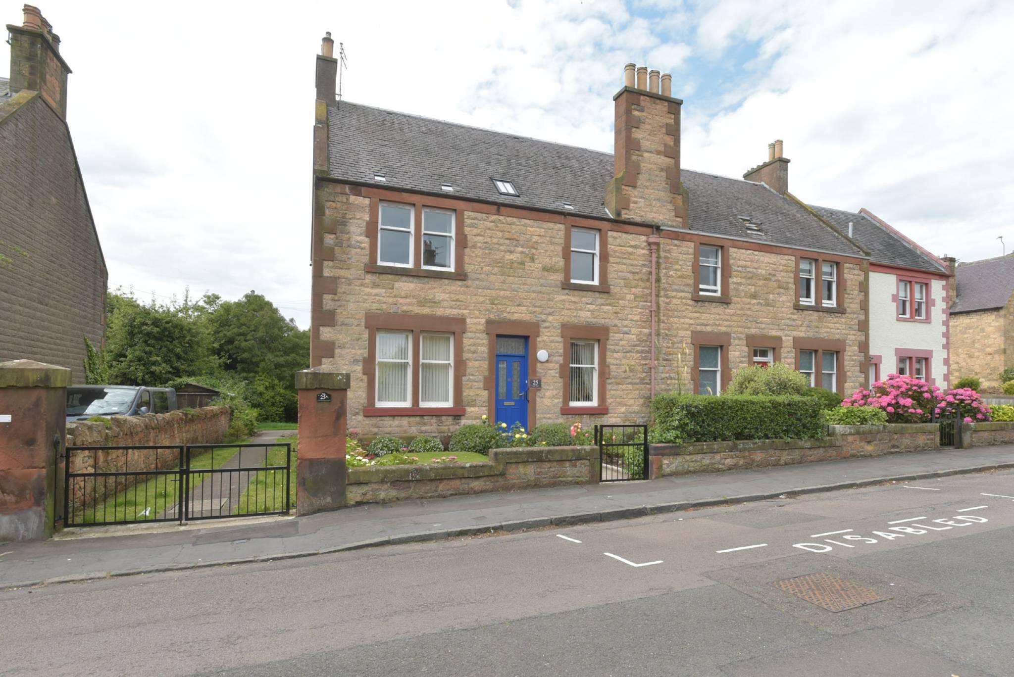 25A Hopetoun Terrace, Gullane, EH31 2DD