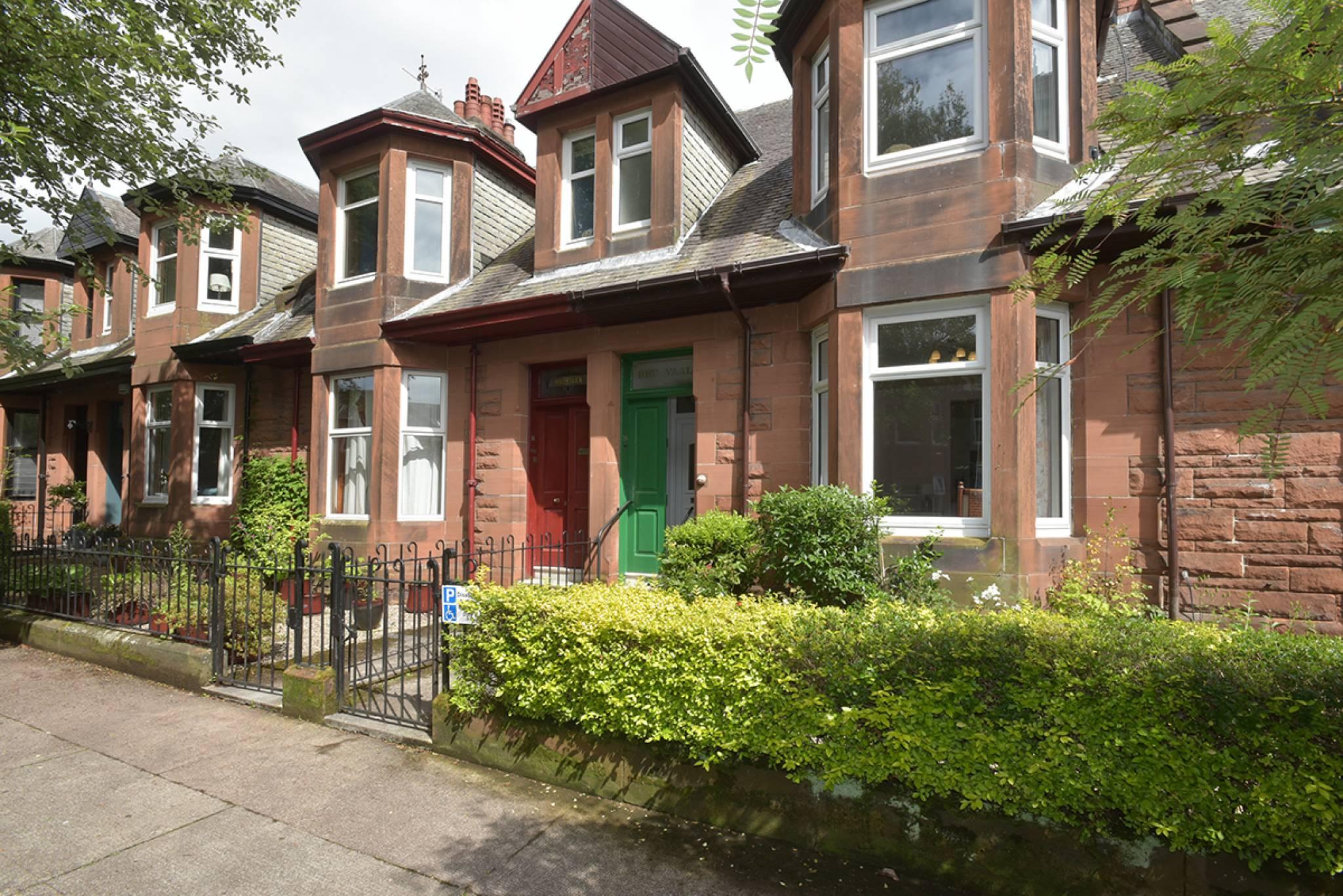 14 Silverton Avenue, Dumbarton, G82 1BX