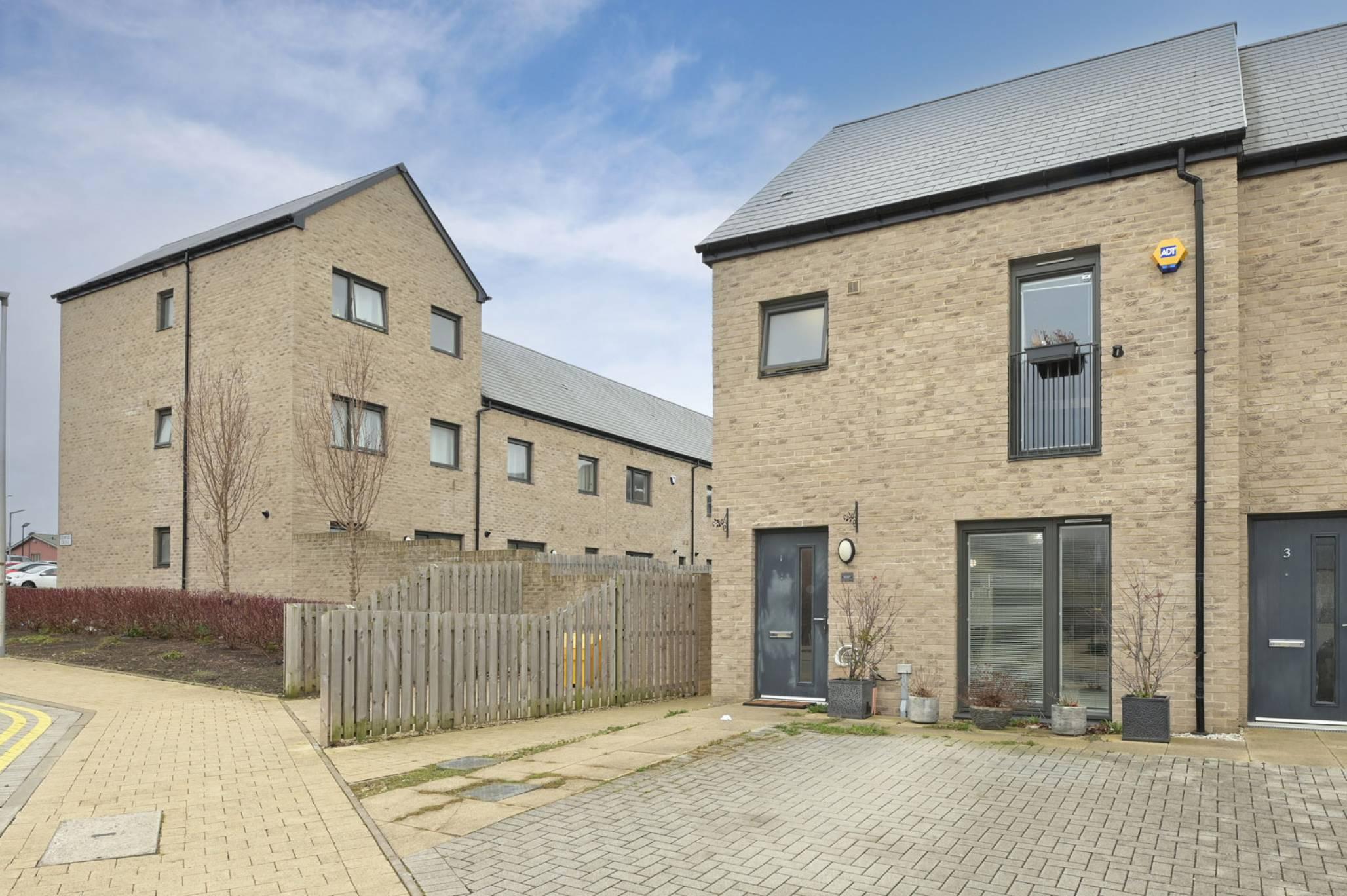 1 Kempsel Grove, Sighthill, Edinburgh, EH11 4FR