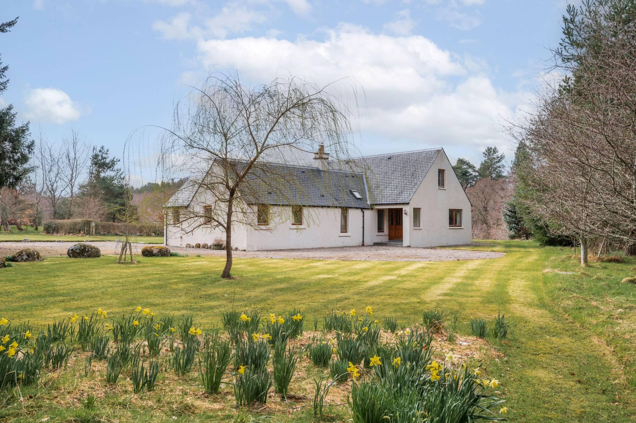 Lynstock House , Nethy Bridge, PH25 3DY