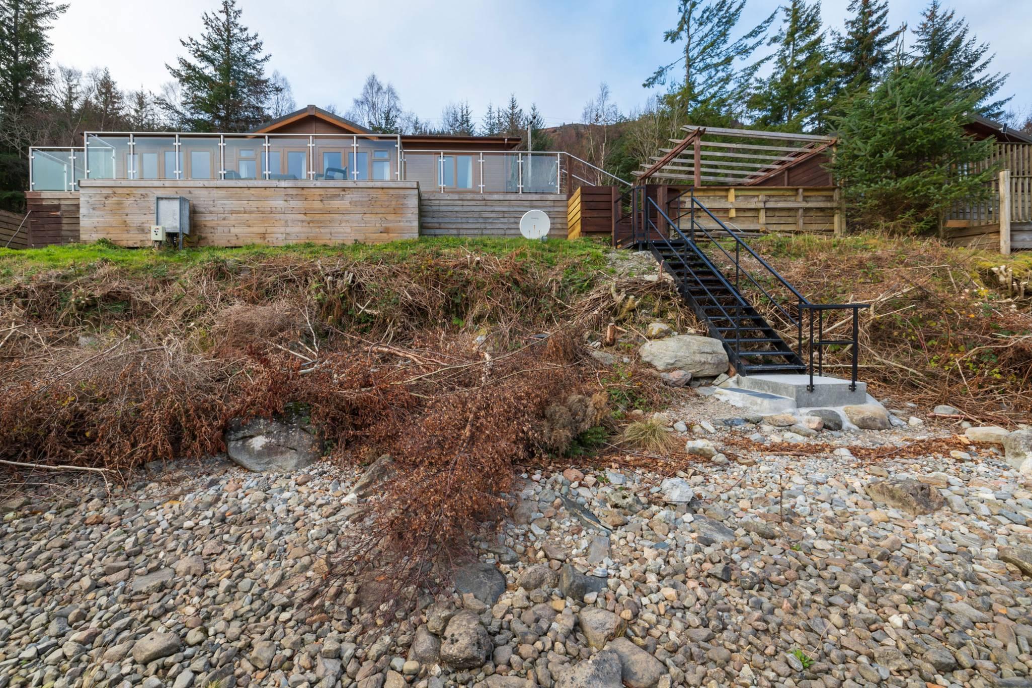 6 The Moorings, Loch Ness Highland Lodges, Invermoriston, Inverness, IV63 7YE