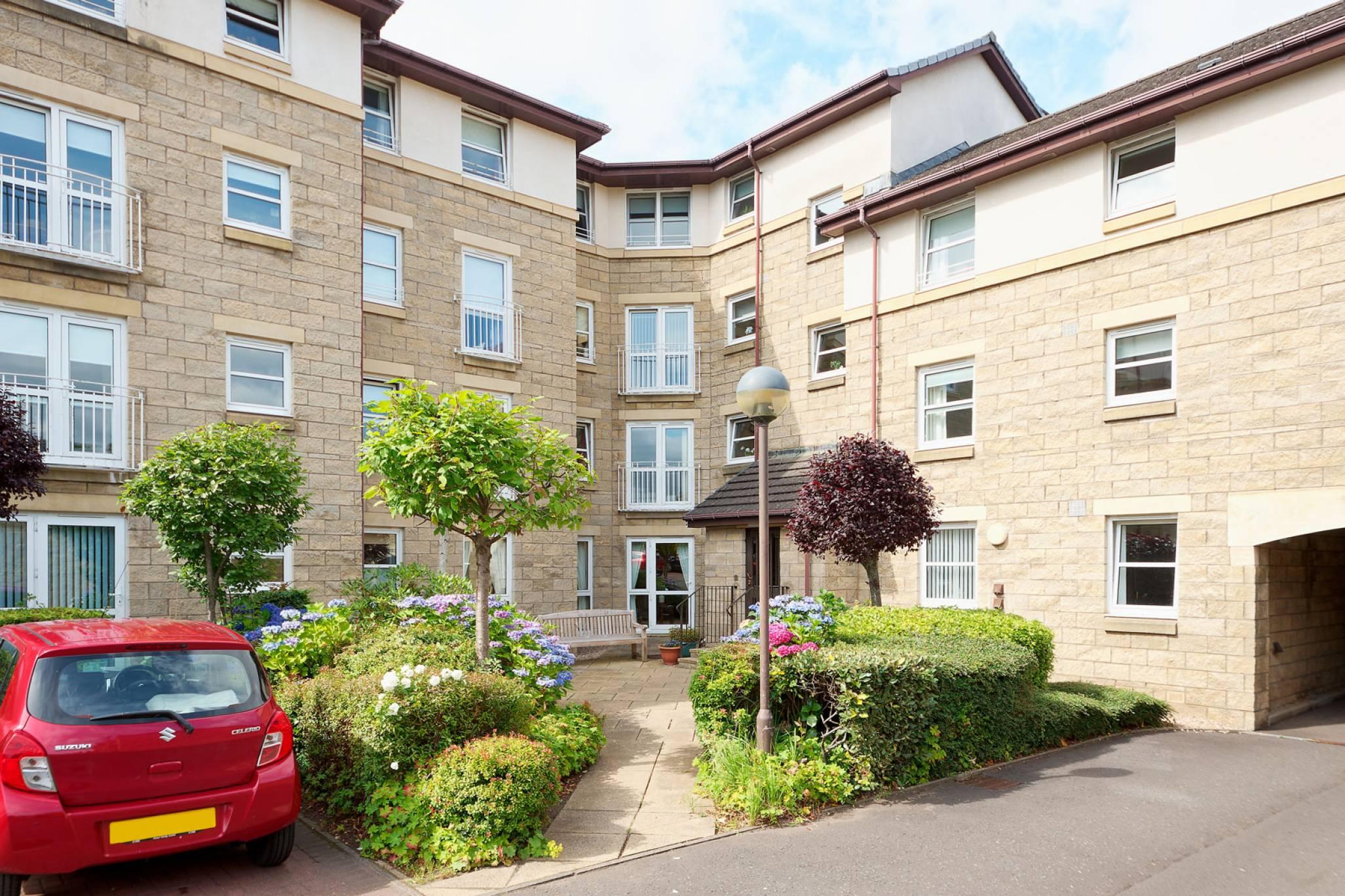 Flat 25, 24 Woodside Walk, Hamilton, ML3 7HY