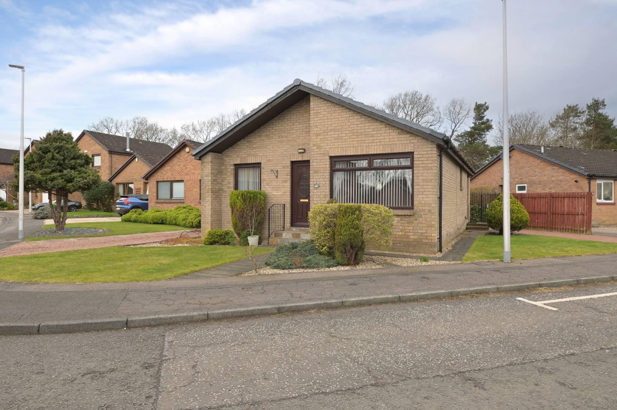 45 East Bankton Place, Livingston, EH54 9DB